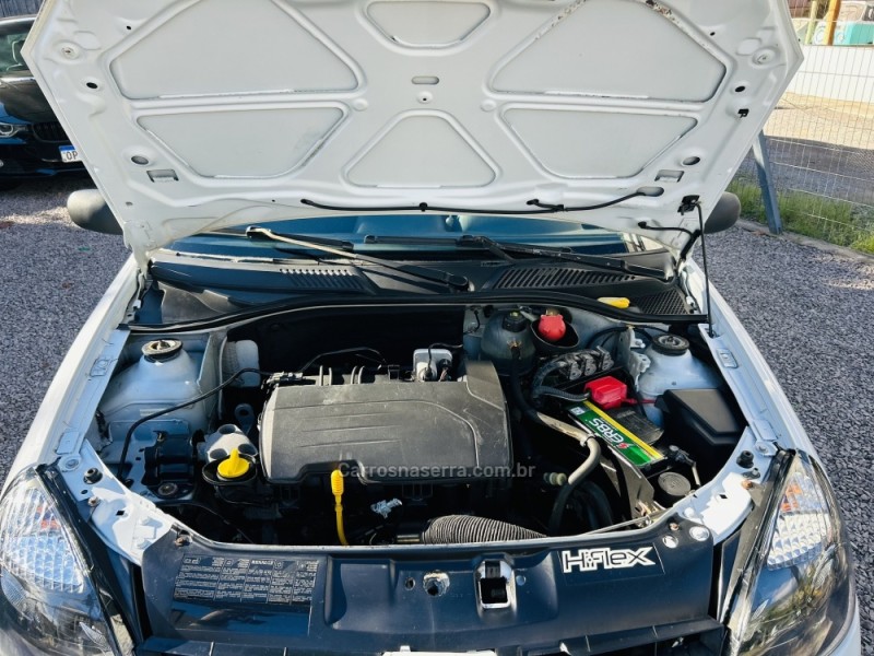 CLIO 1.0 CAMPUS 16V FLEX 4P MANUAL - 2009 - CAXIAS DO SUL