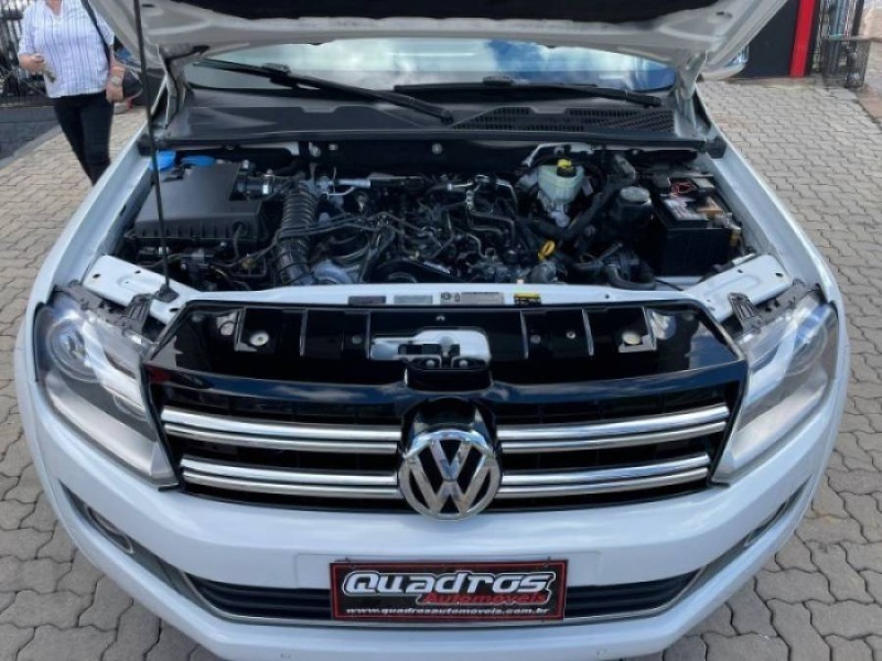 AMAROK 2.0 HIGHLINE 4X4 CD 16V TURBO INTERCOOLER DIESEL 4P AUTOMÁTICO - 2016 - CAXIAS DO SUL