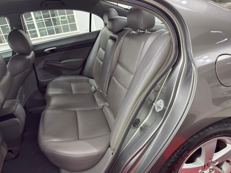 CIVIC 1.8 LXS 16V GASOLINA 4P MANUAL - 2007 - CAXIAS DO SUL