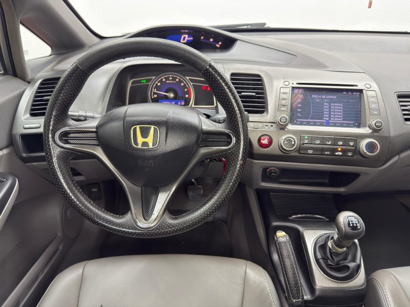 CIVIC 1.8 LXS 16V GASOLINA 4P MANUAL - 2007 - CAXIAS DO SUL