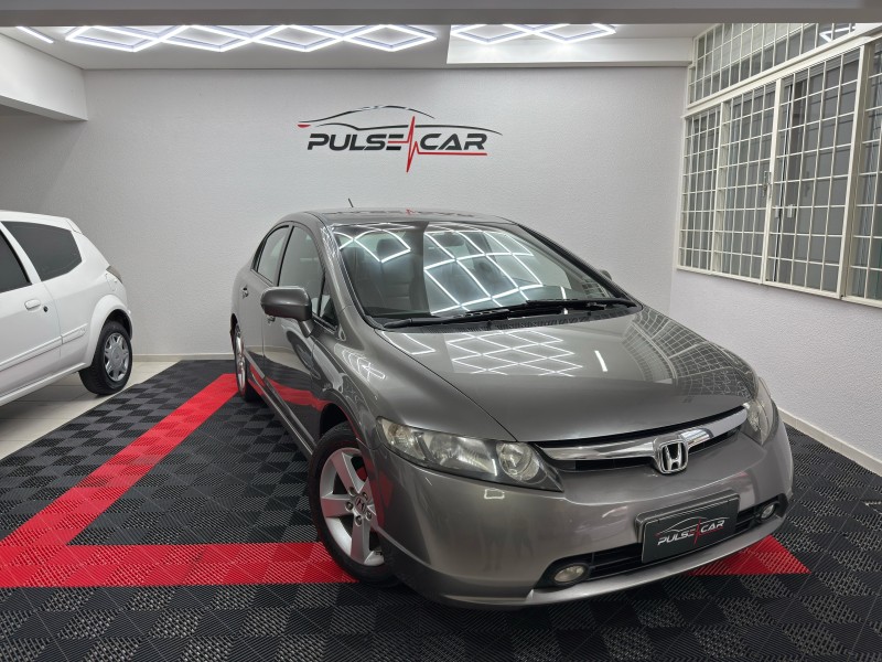 CIVIC 1.8 LXS 16V GASOLINA 4P MANUAL - 2007 - CAXIAS DO SUL
