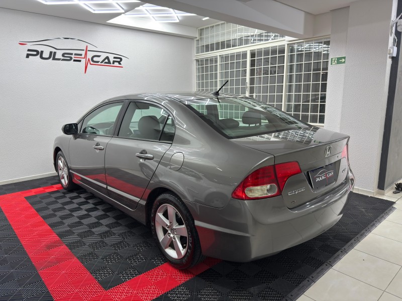 CIVIC 1.8 LXS 16V GASOLINA 4P MANUAL - 2007 - CAXIAS DO SUL