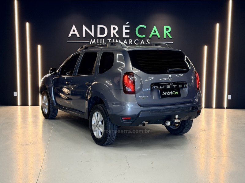 DUSTER 1.6 DYNAMIQUE 4X2 16V FLEX 4P MANUAL - 2017 - ESTâNCIA VELHA