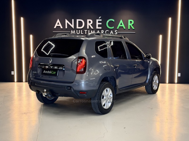 DUSTER 1.6 DYNAMIQUE 4X2 16V FLEX 4P MANUAL - 2017 - ESTâNCIA VELHA