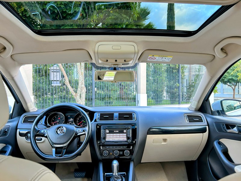 JETTA 2.0 TSI HIGHLINE 211CV GASOLINA 4P TIPTRONIC - 2015 - BENTO GONçALVES