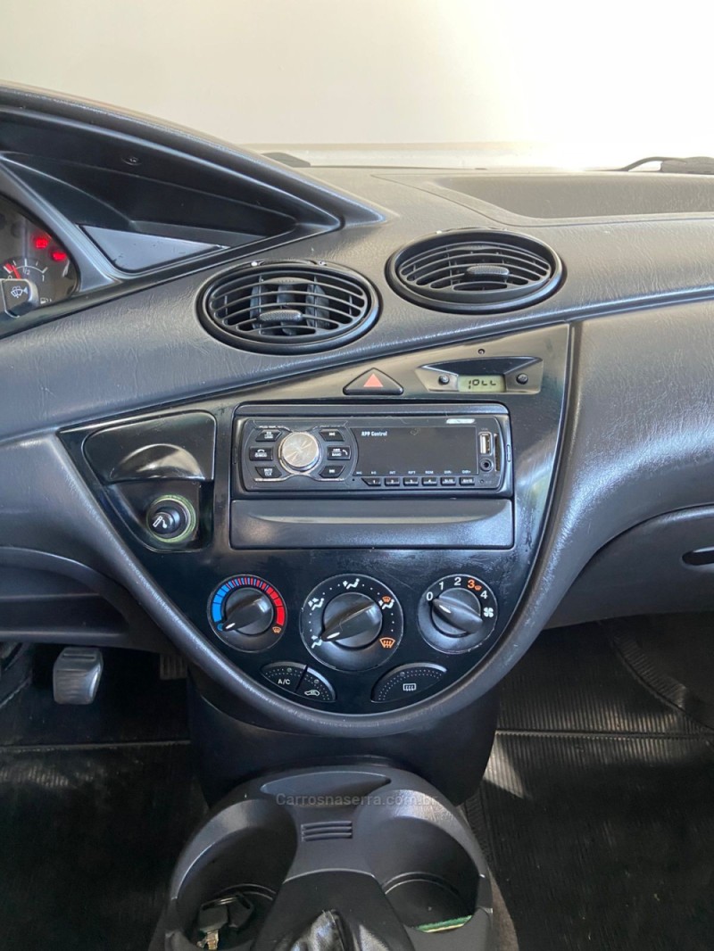 FOCUS 1.6 8V GASOLINA 4P MANUAL - 2009 - BENTO GONçALVES