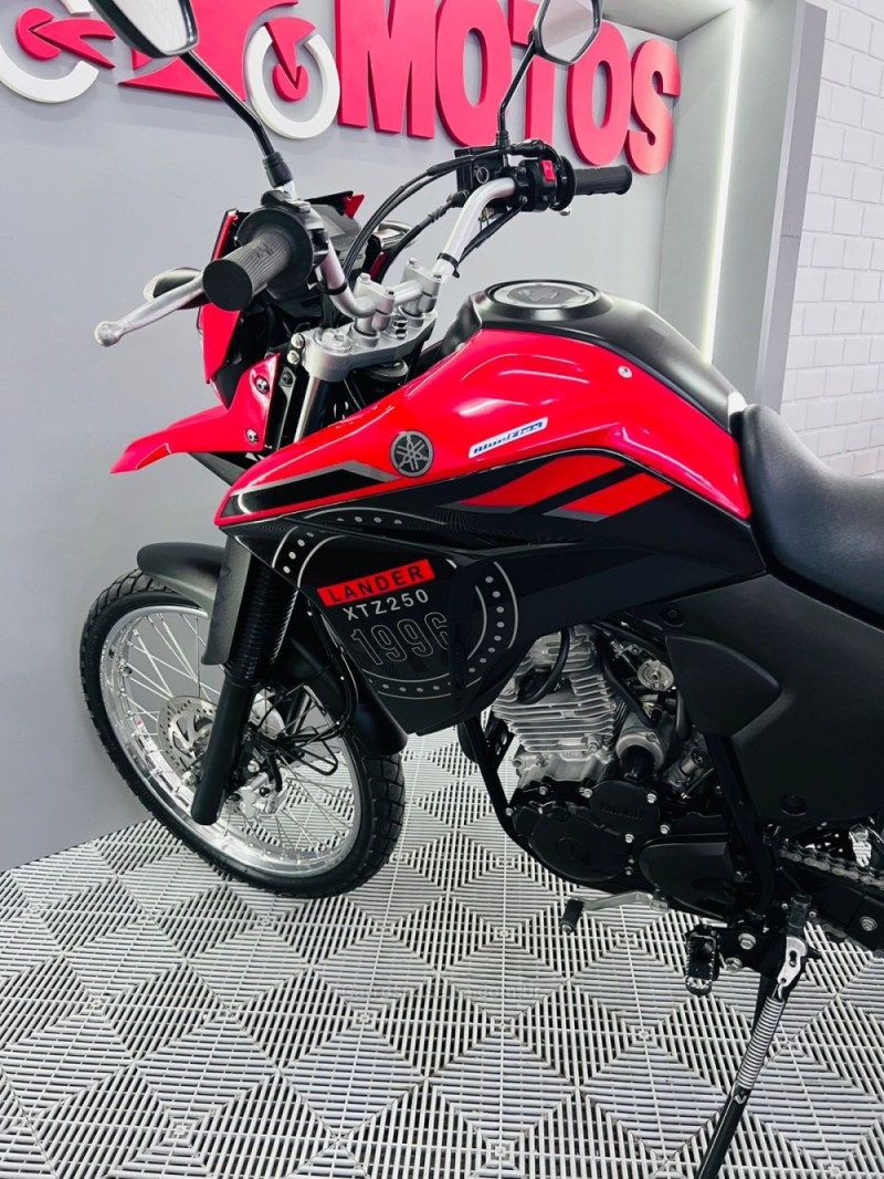 XTZ 250 LANDER - 2023 - CAMPO BOM