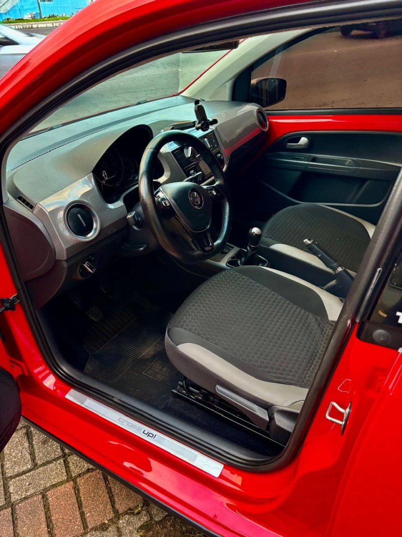 UP 1.0 TSI CROSS 12V FLEX 4P MANUAL - 2018 - CAXIAS DO SUL