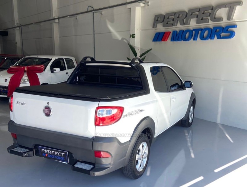 STRADA 1.4 FREEDOM CD 8V FLEX 3P MANUAL - 2019 - BENTO GONçALVES