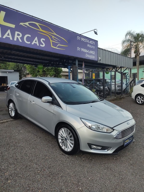 FOCUS 2.0 TITANIUM FASTBACK 16V FLEX 4P AUTOMÁTICO - 2016 - VALE REAL