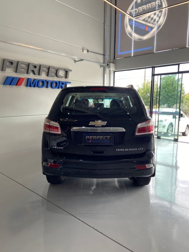 TRAILBLAZER 2.8 LTZ 4X4 16V TURBO DIESEL 4P AUTOMÁTICO - 2015 - BENTO GONçALVES