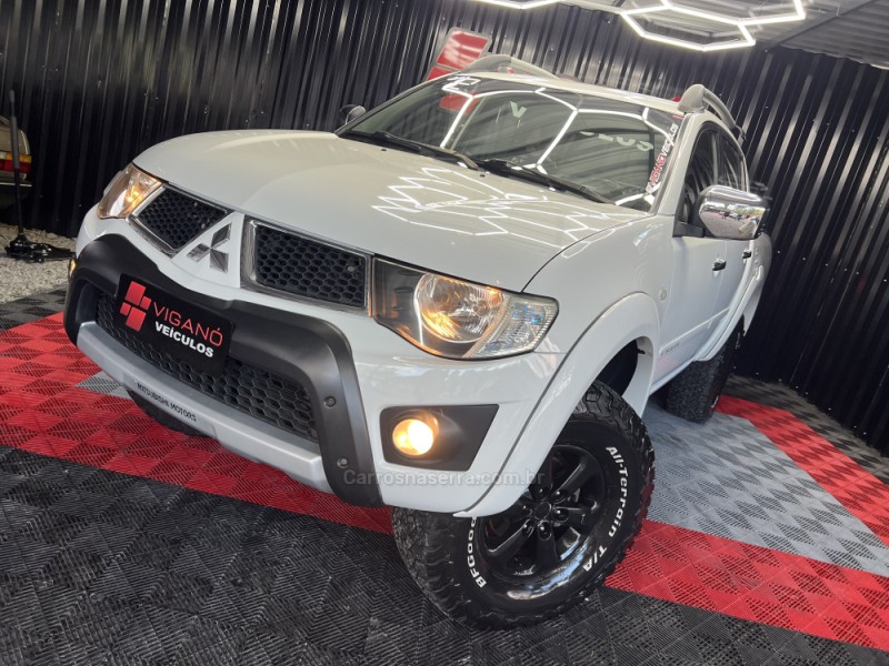 L200 TRITON 3.2 HPE 4X4 CD 16V TURBO INTERCOOLER DIESEL 4P AUTOMÁTICO - 2012 - CAXIAS DO SUL