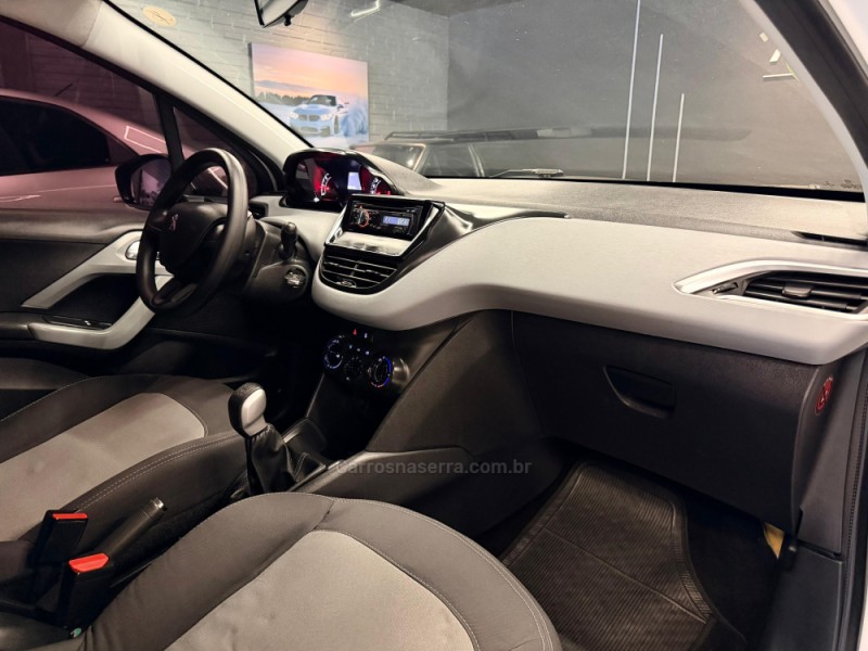 208 1.5 ACTIVE PACK 8V FLEX 4P MANUAL - 2015 - ESTâNCIA VELHA