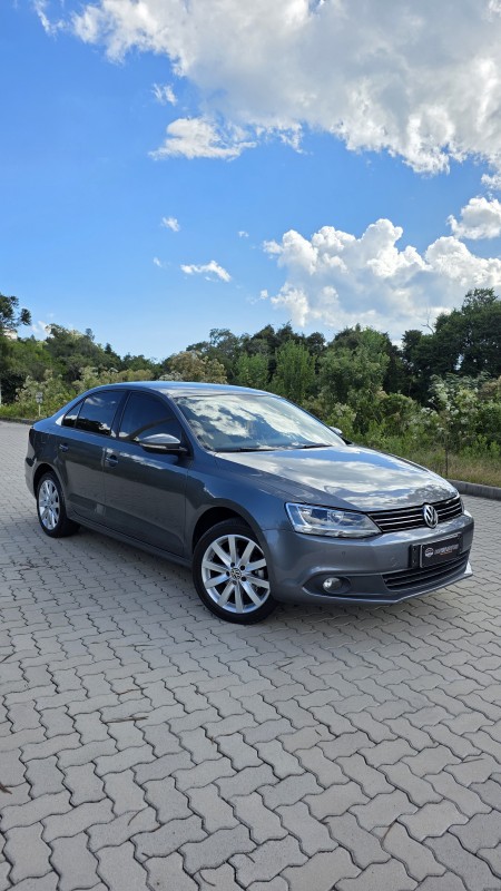 JETTA 2.0 COMFORTLINE FLEX 4P TIPTRONIC - 2012 - BENTO GONçALVES