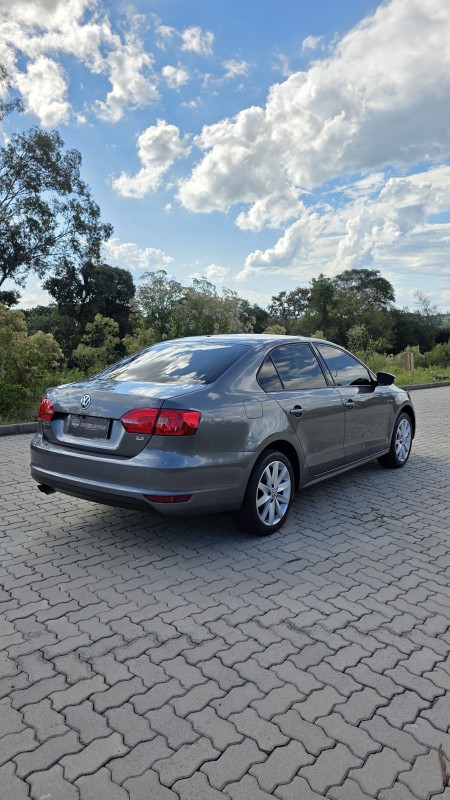 JETTA 2.0 COMFORTLINE FLEX 4P TIPTRONIC - 2012 - BENTO GONçALVES