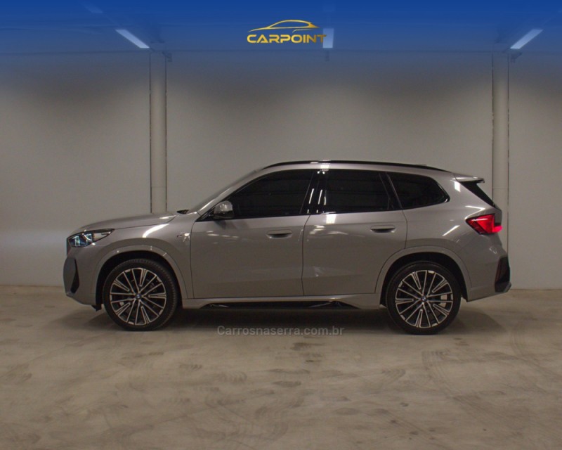X1 2.0 16V TURBO ACTIVEFLEX SDRIVE20I M SPORT 4P AUTOMÁTICO - 2024 - CAXIAS DO SUL