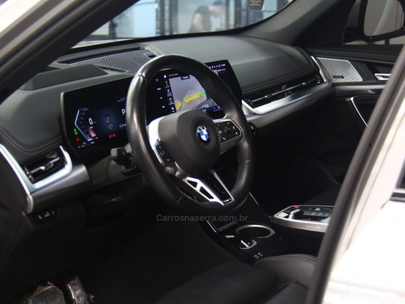 X1 2.0 16V TURBO ACTIVEFLEX SDRIVE20I M SPORT 4P AUTOMÁTICO - 2024 - CAXIAS DO SUL