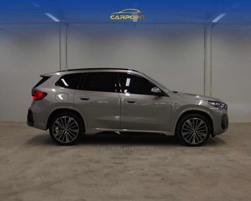 X1 2.0 16V TURBO ACTIVEFLEX SDRIVE20I M SPORT 4P AUTOMÁTICO - 2024 - CAXIAS DO SUL