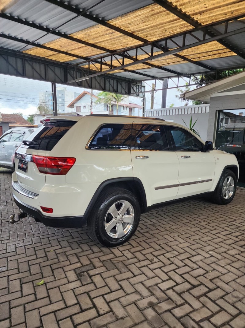 GRAND CHEROKEE 3.6 LIMITED 4X4 V6 24V GASOLINA 4P AUTOMATICO - 2012 - CAXIAS DO SUL