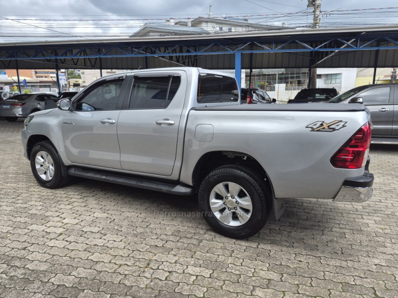 HILUX 2.8 SRV 4X4 CD 16V DIESEL 4P AUTOMÁTICO - 2016 - CAXIAS DO SUL