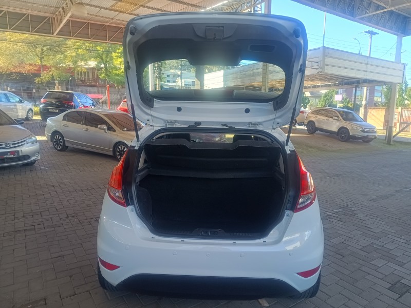 FIESTA 1.5 SE HATCH 16V FLEX 4P MANUAL - 2014 - CAXIAS DO SUL