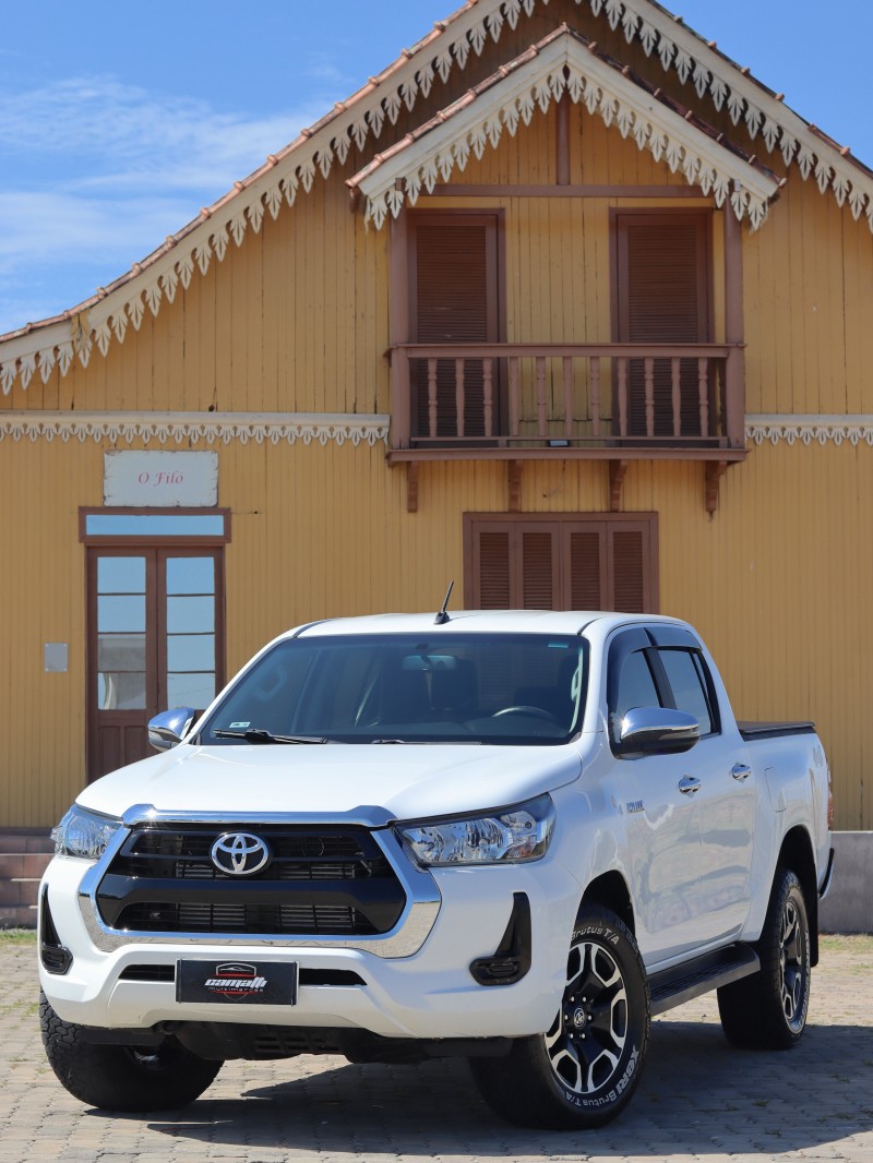 hilux 2.8 sr 4x4 cd 16v diesel 4p manual 2021 antonio prado