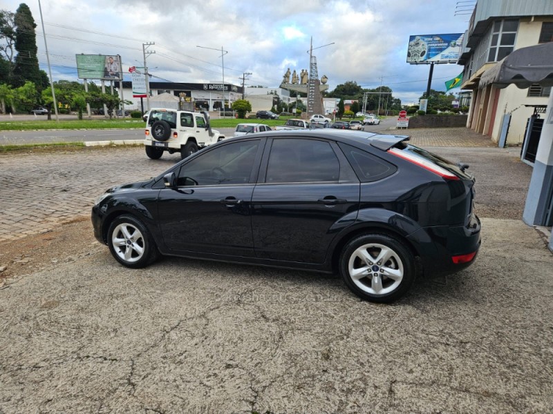 FOCUS 1.6 GLX 8V GASOLINA 4P MANUAL - 2013 - VERANóPOLIS