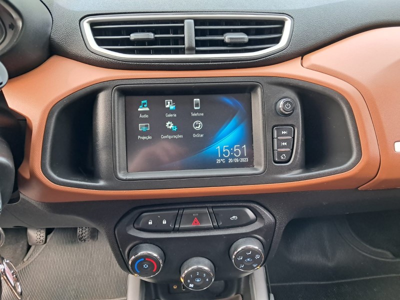 ONIX 1.4 MPFI ACTIV 8V FLEX 4P MANUAL - 2018 - CAXIAS DO SUL