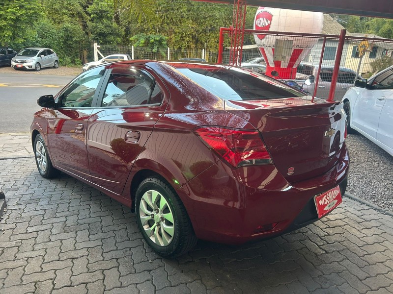 PRISMA 1.4 MPFI LT 8V FLEX 4P MANUAL - 2018 - TRêS COROAS