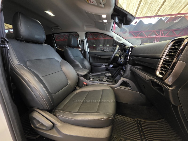 RANGER 3.0 V6 LIMITED PLUS CD TURBO 4X4 DIESEL 4P AUTOMÁTICO - 2025 - SAPIRANGA