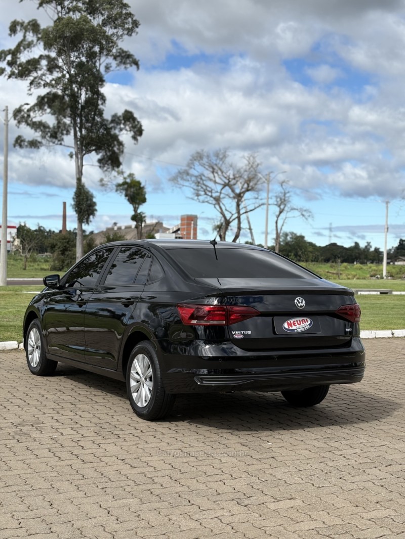 VIRTUS 1.6 MSI TOTAL FLEX MANUAL - 2019 - LAJEADO