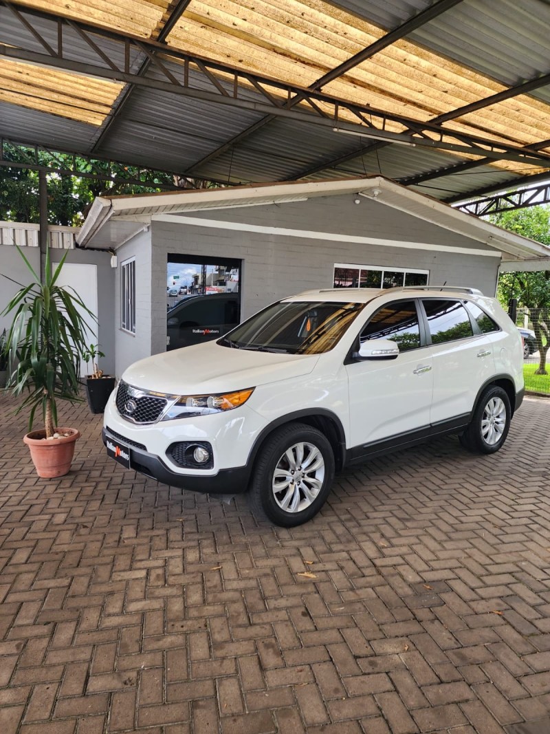 sorento 2.4 ex2 4x2 16v gasolina 4p automatico 2013 caxias do sul