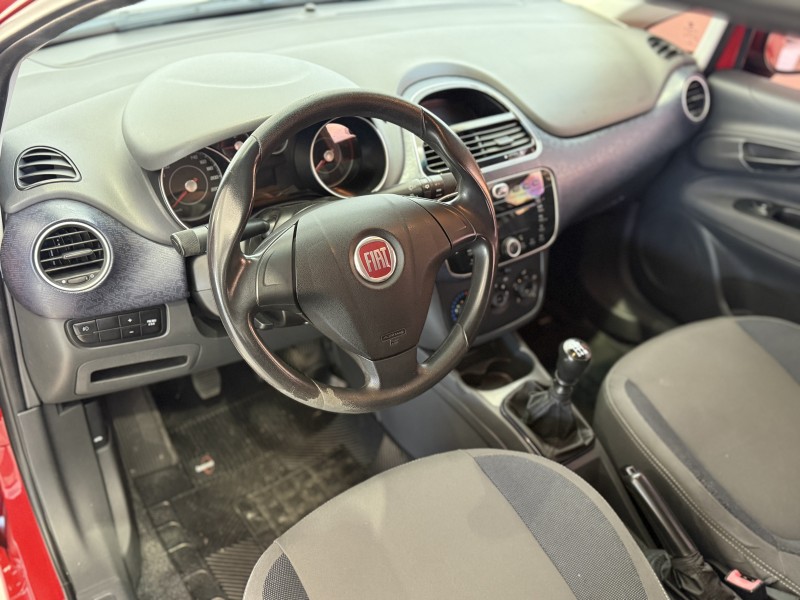 PUNTO 1.4 ATTRACTIVE 8V FLEX 4P MANUAL - 2014 - CAXIAS DO SUL