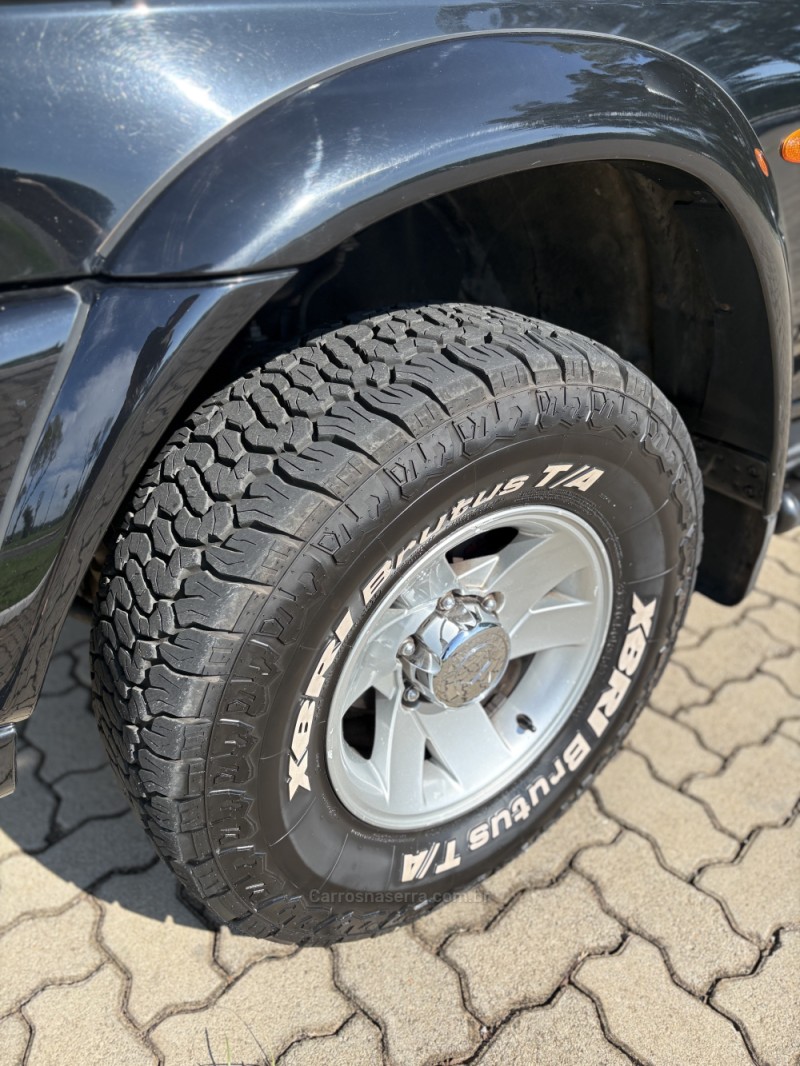 PAJERO 2.8 HPE 4X4 8V TURBO INTERCOOLER DIESEL 4P AUTOMATICO - 2003 - LAJEADO