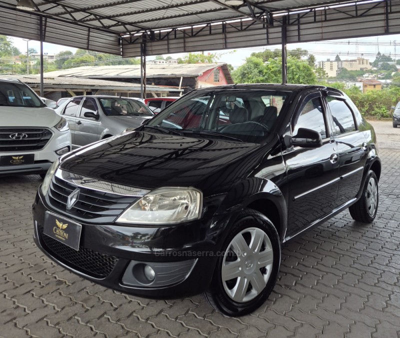 LOGAN 1.0 EXPRESSION 16V FLEX 4P MANUAL - 2013 - CAXIAS DO SUL