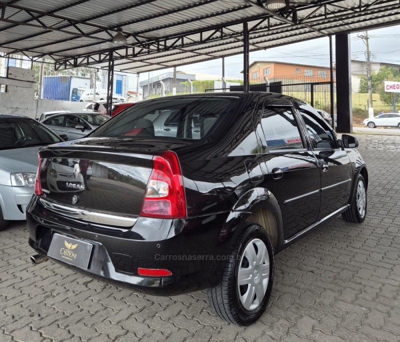 LOGAN 1.0 EXPRESSION 16V FLEX 4P MANUAL - 2013 - CAXIAS DO SUL