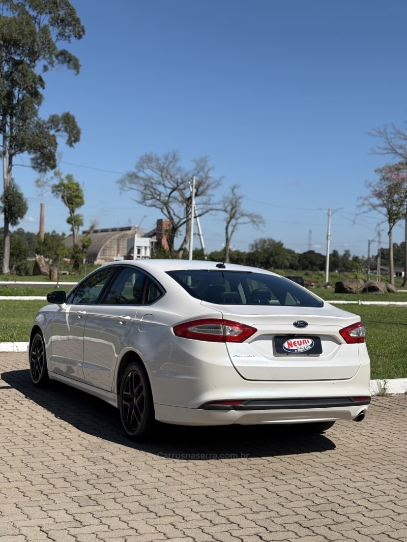 FUSION 2.5 16V FLEX 4P AUTOMÁTICO - 2014 - LAJEADO