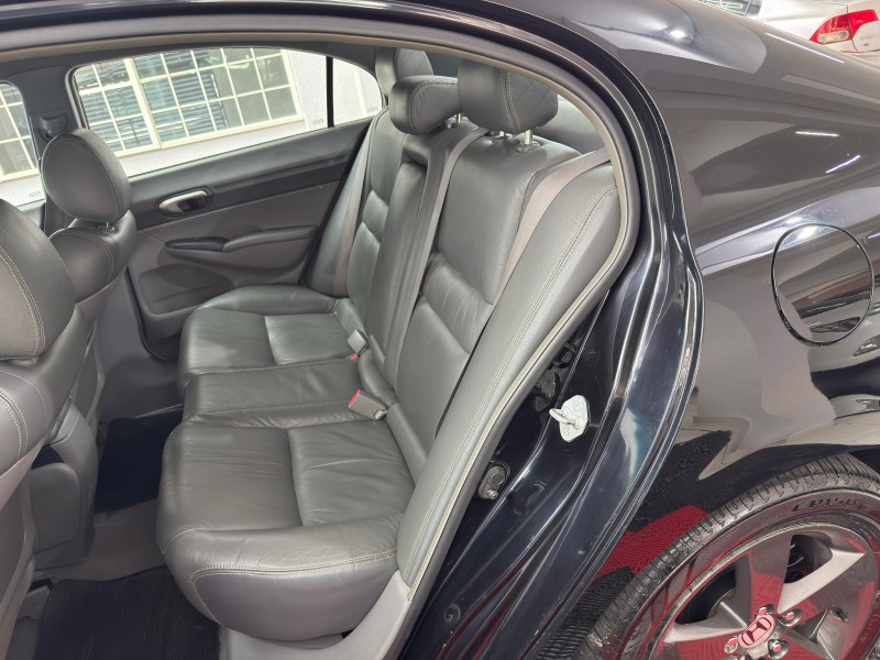 CIVIC 1.8 LXS 16V GASOLINA 4P MANUAL - 2007 - CAXIAS DO SUL