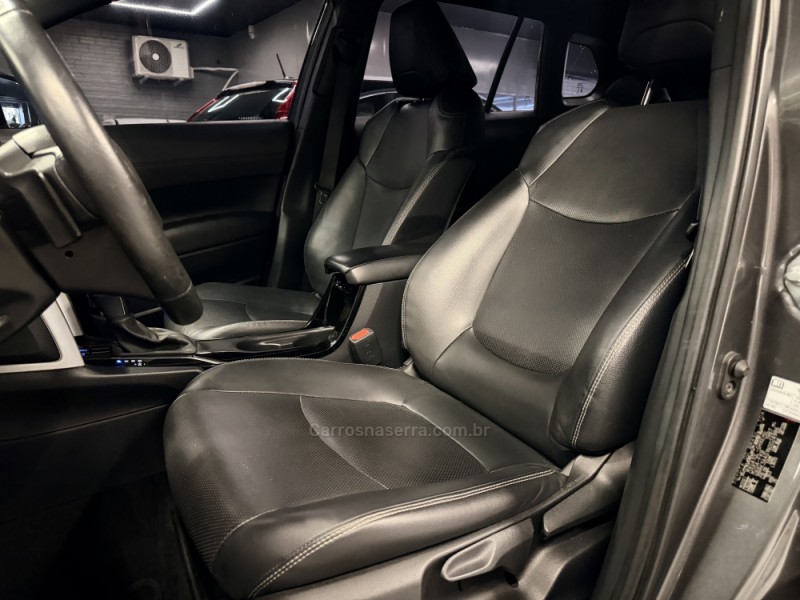 COROLLA 2.0 CROSS XRE 16V FLEX 4P AUTOMÁTICO - 2022 - ESTâNCIA VELHA