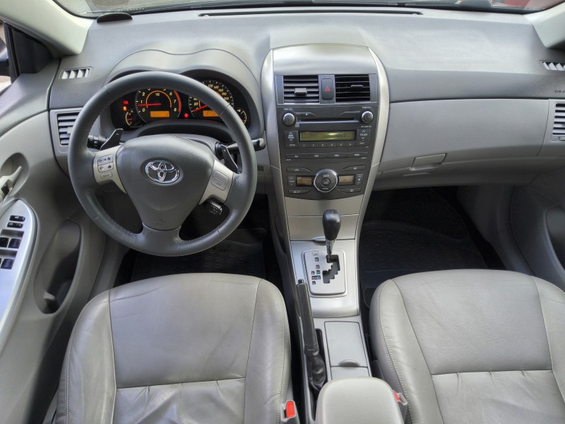 COROLLA 2.0 XEI 16V FLEX 4P AUTOMÁTICO - 2011 - SãO SEBASTIãO DO CAí