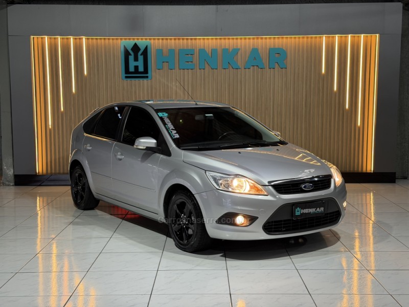 FOCUS 1.6 GLX 16V FLEX 4P MANUAL - 2012 - CAMPO BOM