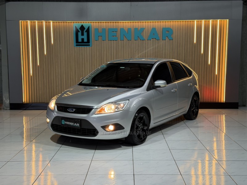 FOCUS 1.6 GLX 16V FLEX 4P MANUAL - 2012 - CAMPO BOM