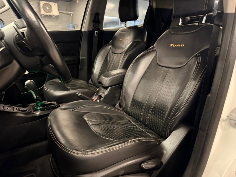 TORO 1.8 16V EVO FLEX FREEDOM AUTOMÁTICO - 2019 - ESTâNCIA VELHA