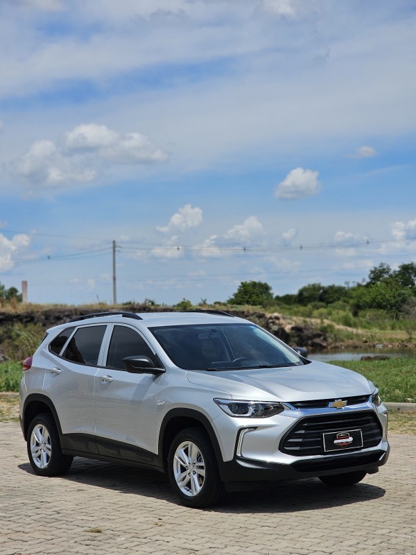 TRACKER 1.0 12V TURBO FLEX 4P AUTOMÁTICO - 2021 - ANTôNIO PRADO