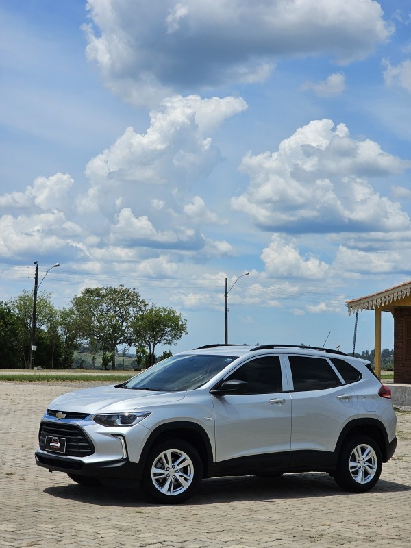 TRACKER 1.0 12V TURBO FLEX 4P AUTOMÁTICO - 2021 - ANTôNIO PRADO