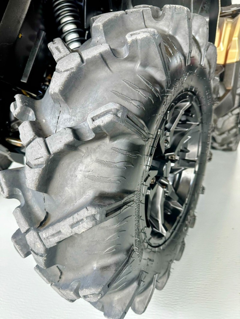 OUTLANDER 1000X MR - 2022 - TRêS COROAS