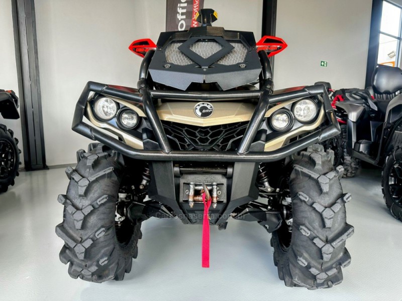 OUTLANDER 1000X MR - 2022 - TRêS COROAS