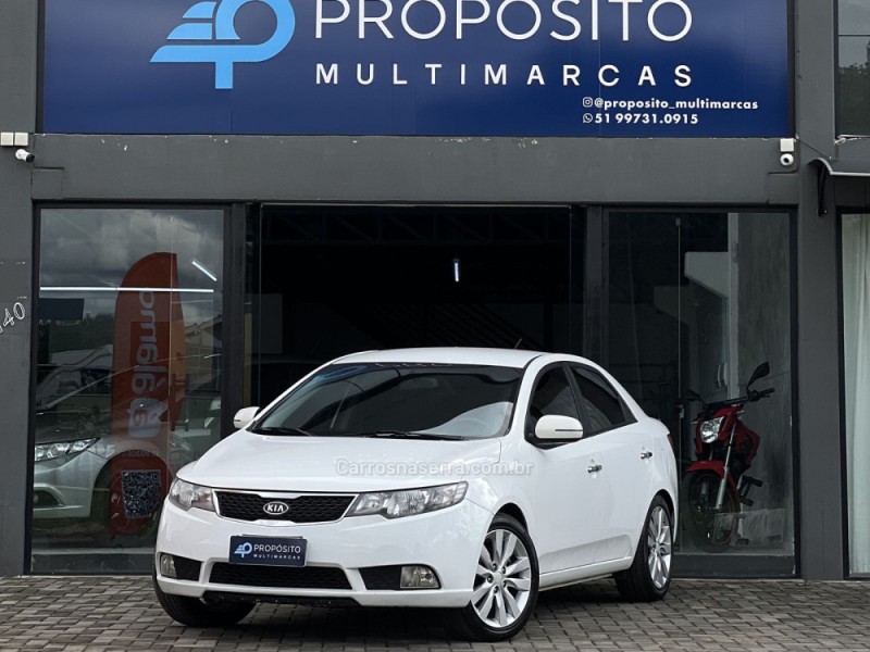 CERATO 1.6 EX3 SEDAN 16V GASOLINA 4P AUTOMÁTICO - 2013 - ESTâNCIA VELHA