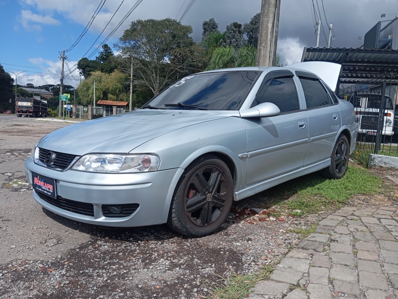 vectra 2.0 mpfi expression 8v gasolina 4p manual 2005 caxias do sul