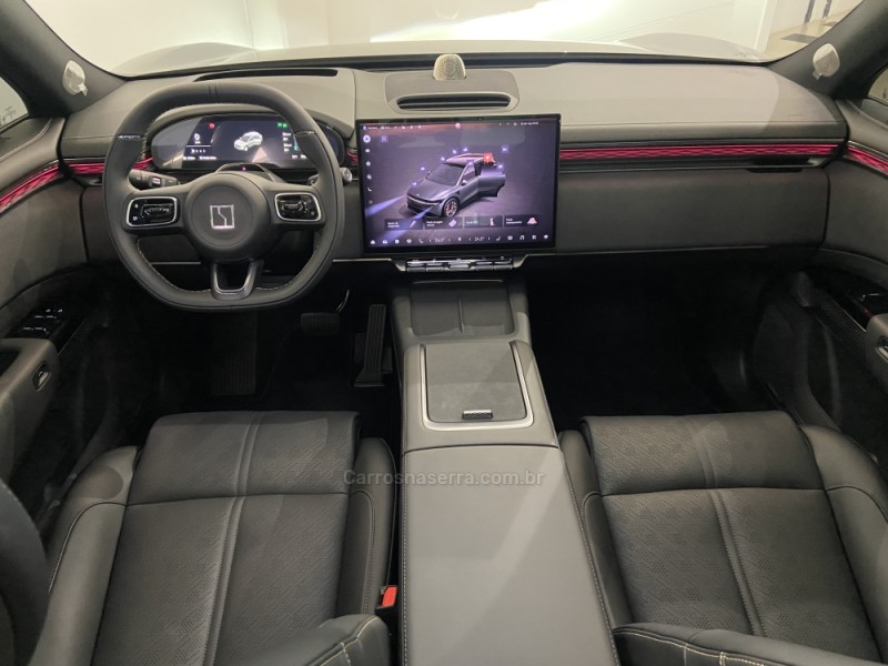 7X FLAGSHIP AWD ELÉTRICO 100 KW 4P AUTOMÁTICO - 2026 - FLORES DA CUNHA
